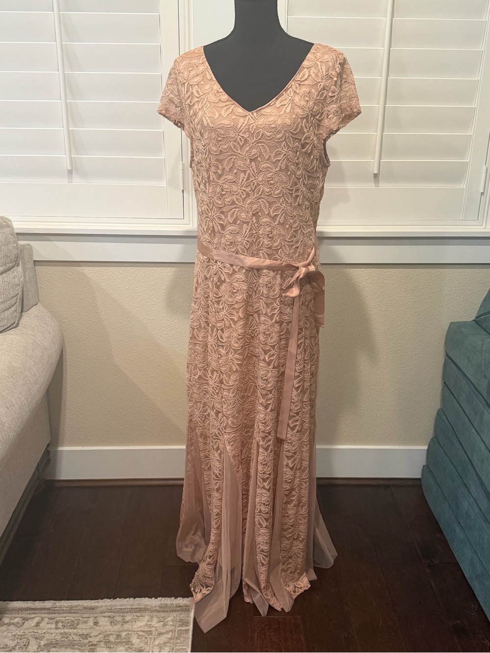 Cap Sleeve Lace Maxi Dress in Dusty Rose with Satin Tie